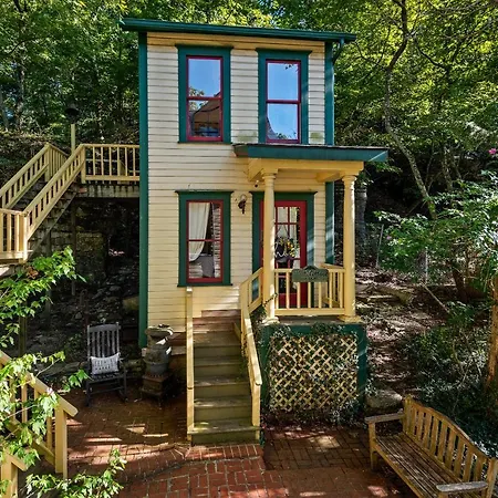 The 1883 Peabody House Bed & Breakfast Eureka Springs Exterior foto
